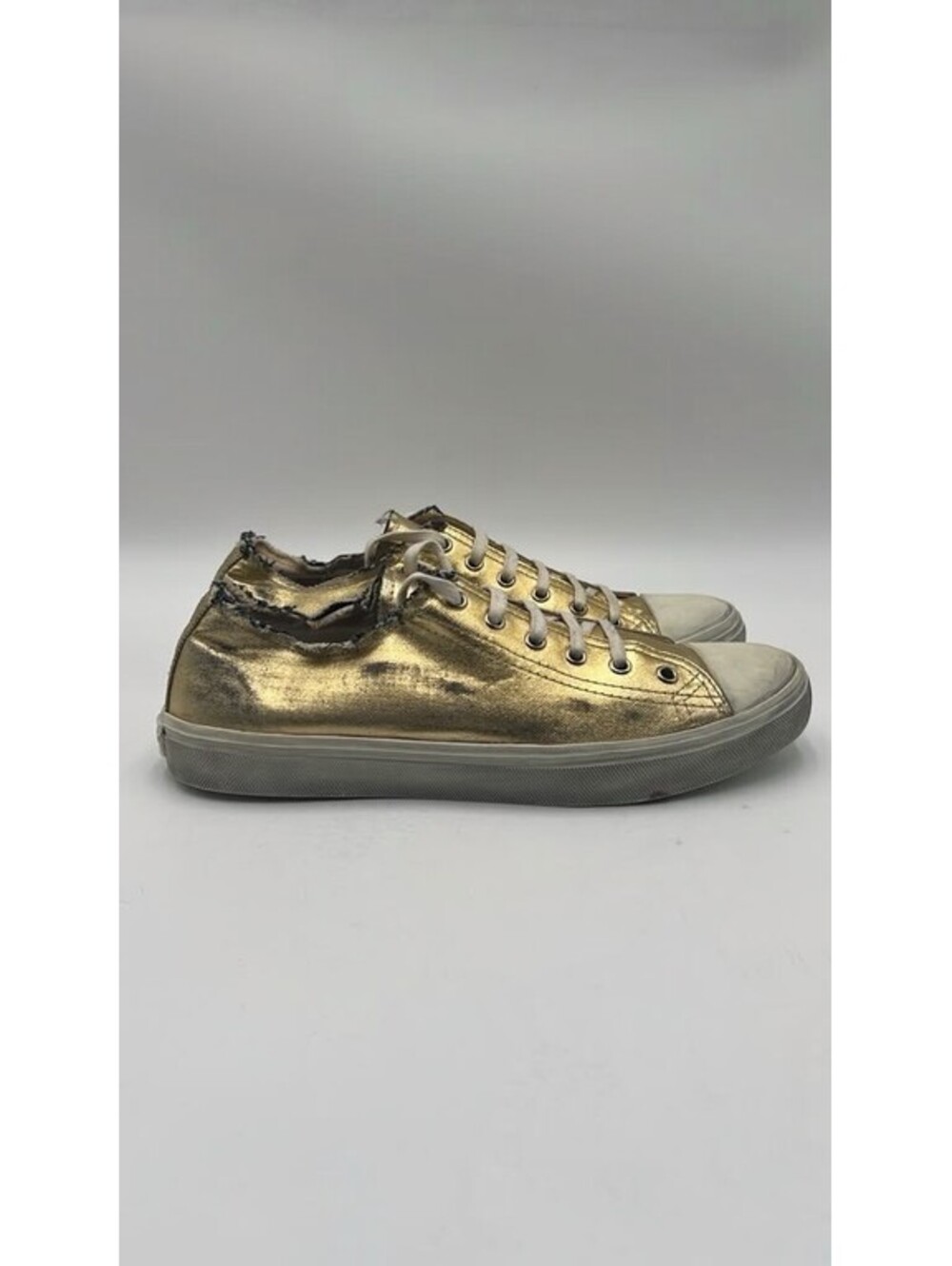 Women’s YSL Saint Laurent Bedford Low Distressed Gold Sneakers Size 40